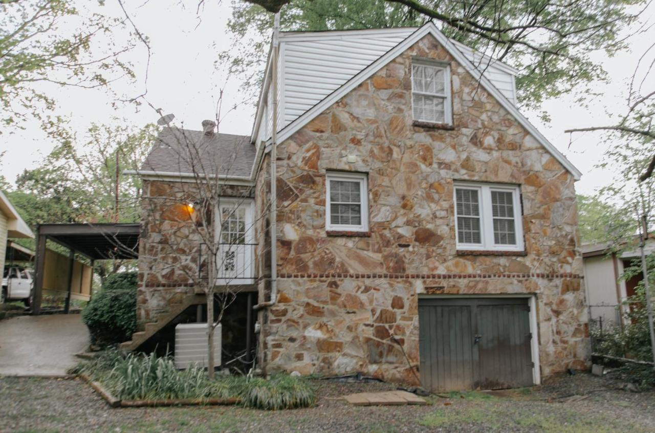 The Woodlawn Tudor ฮอตสปริงส์ ภายนอก รูปภาพ